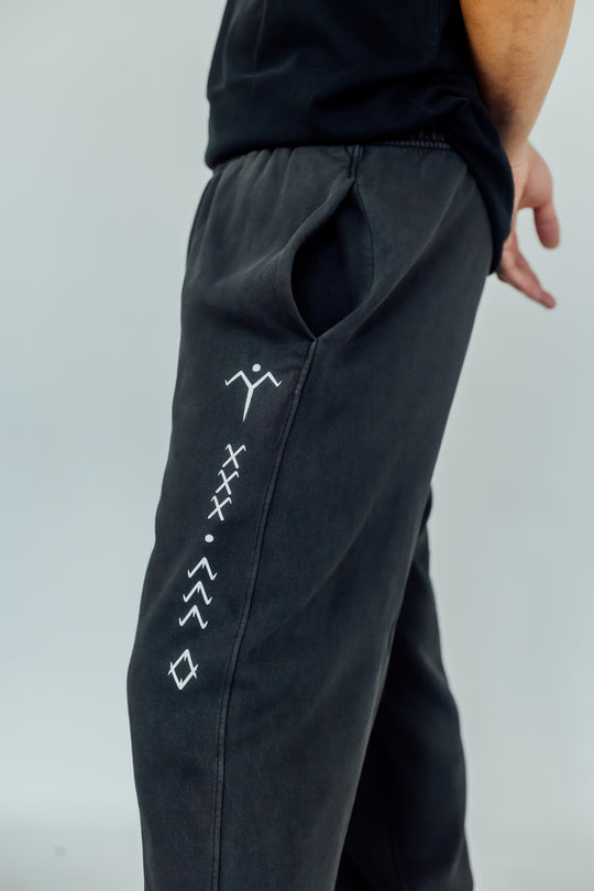 POHO KERERU TRACK PANTS