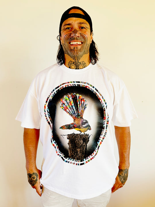 Hori Fantail Tee & crew